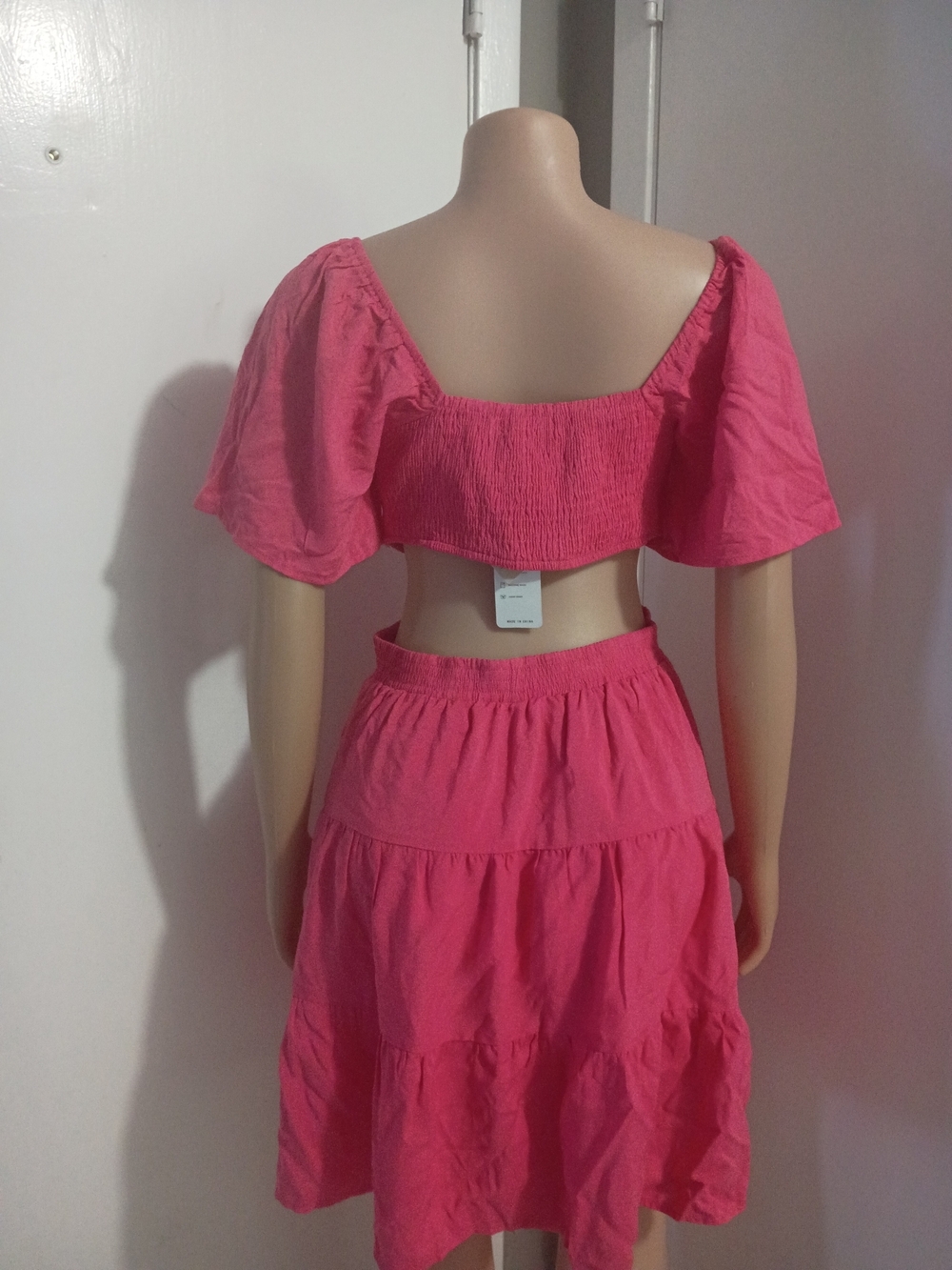 Bright Pink Cutout Puff-Sleeve Tiered Mini Dress - Picture 5 of 8